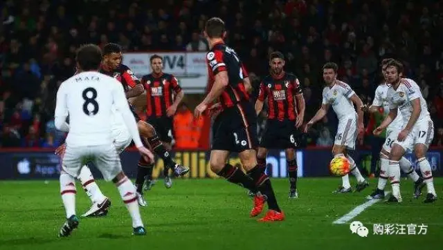 瓦茨克：巴黎vs拜仁上半场很精彩，很高兴德甲有拜仁这种强队（瓦茨克：巴黎对拜仁上半场精彩，庆幸德甲拥有拜仁这样的强队）